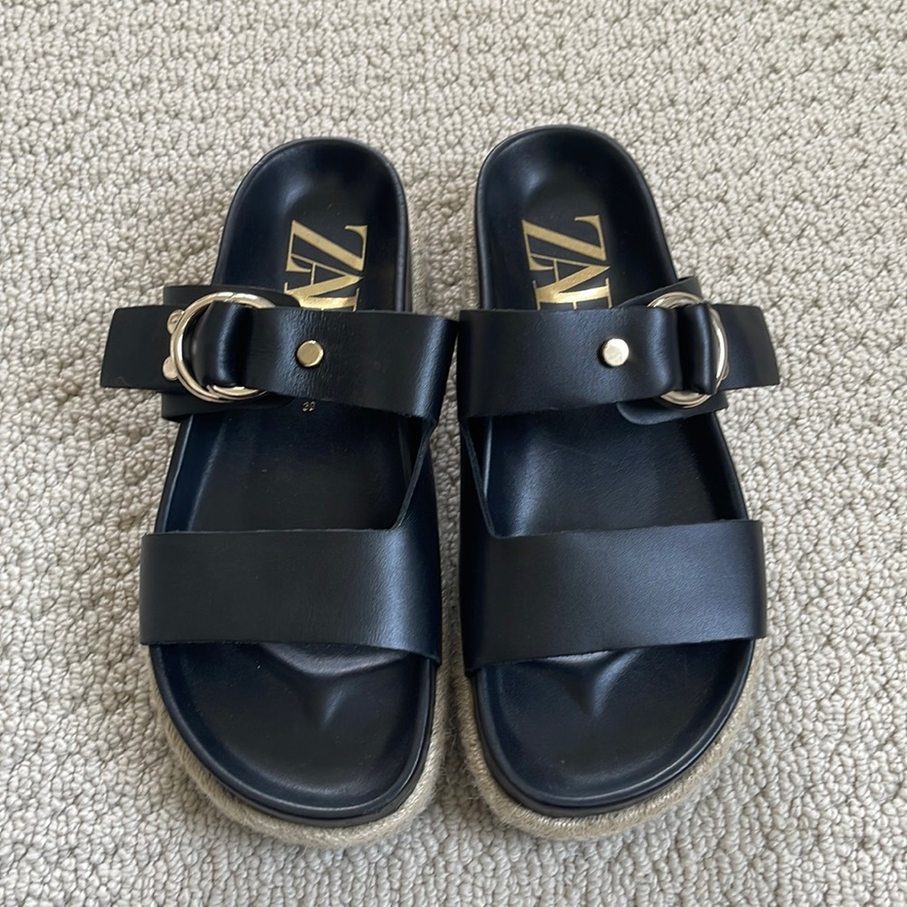 Zara sandals in black/beige size 39
